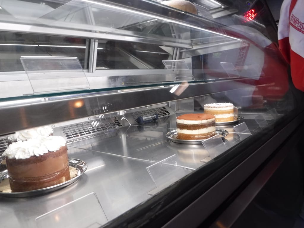 crixa cakes